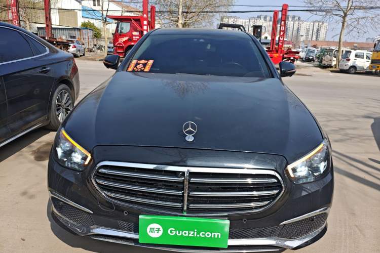 Used Mercedes-Benz E-Class 2017 E 300 L Sporty and Stylish Model
