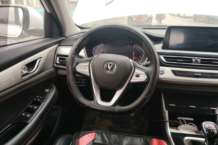 Used CHANGAN CS75 2020 280T Manual Elite Version China VI Standard
