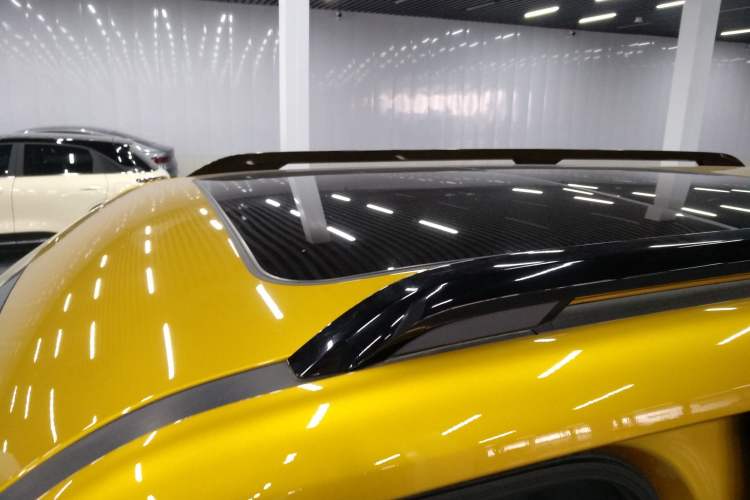 Used Formula Leopard 5 2023 Cloud Ride Flagship Edition Roof