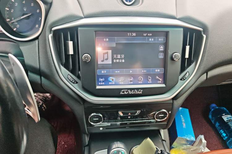 Used Maserati Ghibli 2014 3.0T Standard Edition Audio And AC Panel