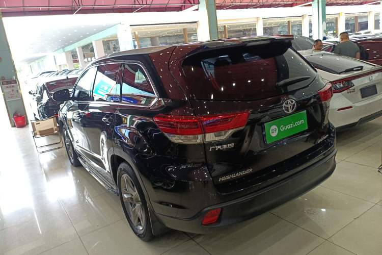 Used Toyota Highlander 2018 2.0T Four-Wheel Drive Luxury Version 7 Seats China VI Standard