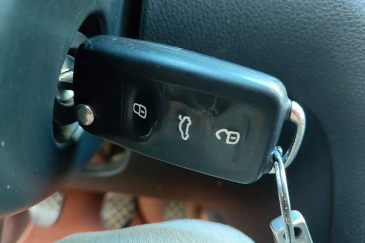 Used Volkswagen Bora 2015 Zhuihui Edition 1.6L Manual Comfort Model
