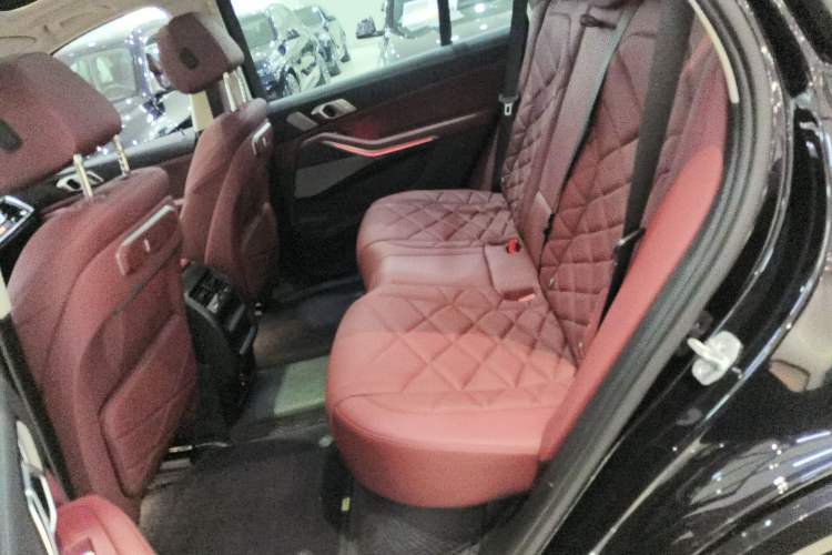 Used BMW X5 2023 xDrive 30Li Luxury M Sport Night Edition Package