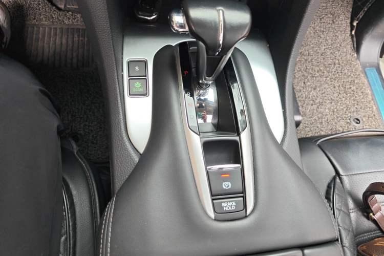 Used Honda Avancier 2019 240TURBO Two-Wheel Drive Luxury Edition Gear Lever