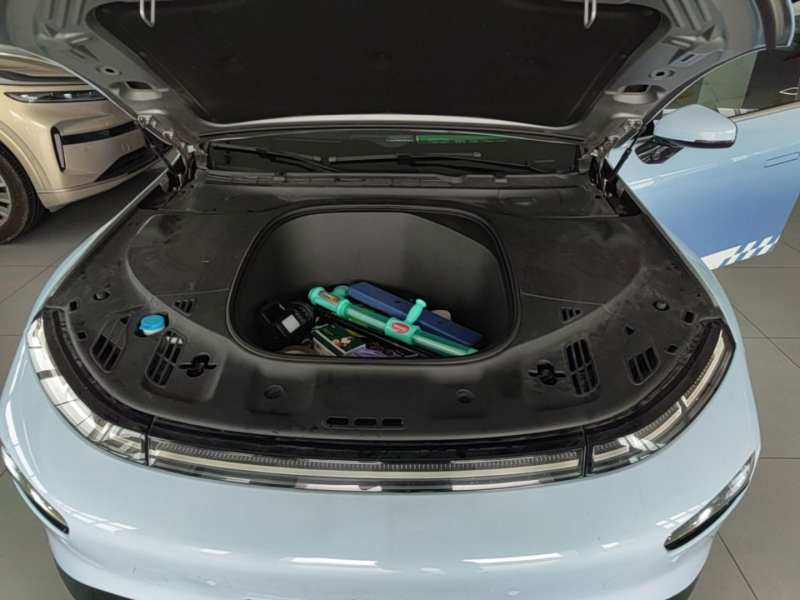Used XPeng P7 2023 586E — 19