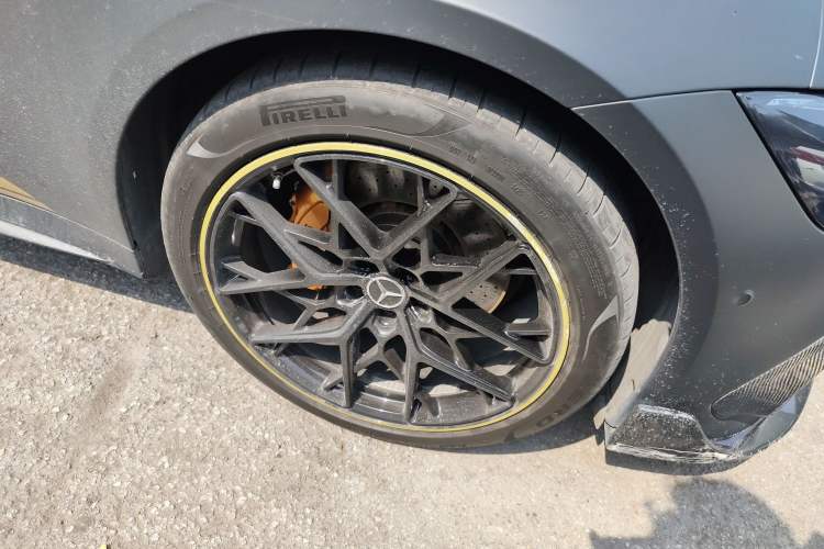 Used Mercedes-Benz AMG GT 2023 AMG GT 50 Four-Door Coupe Right Front Wheel Hub