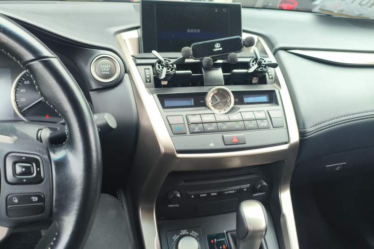 Used Lexus NX 2017 200 Front-Wheel-Drive X-Trail SE Edition