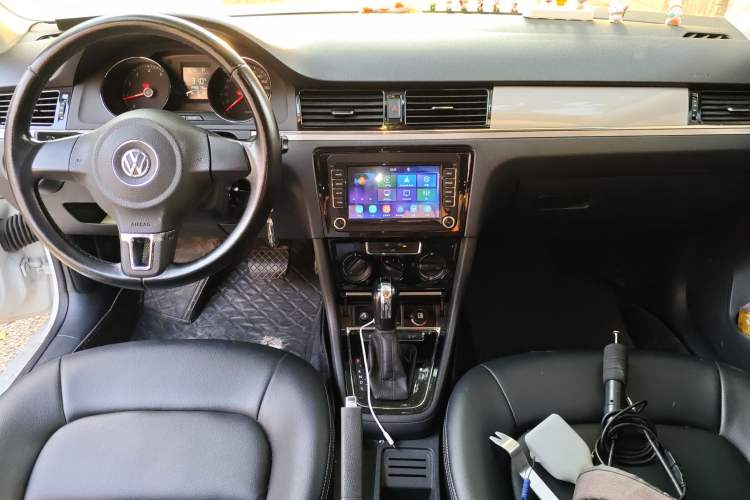 Used Volkswagen Bora 2015 Qihui Edition 1.6L Automatic Fashion Model Interior 2