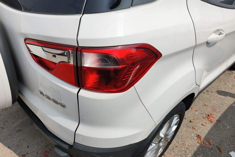 Used Ford EcoSport 2013 1.5L Automatic Fashion Model