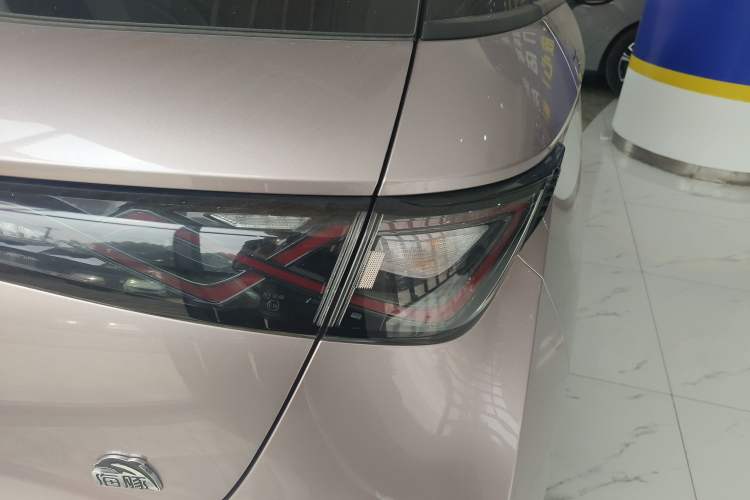 Used BYD Dolphin 2021 405 km Fashion Edition
