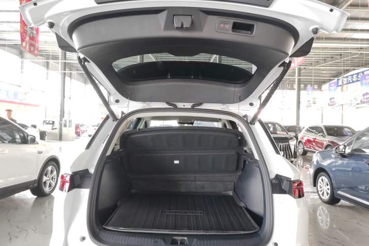 Used BYD Song Pro New Energy 2025 Second-Generation DM-i 75KM Overachiever Trim Trunk