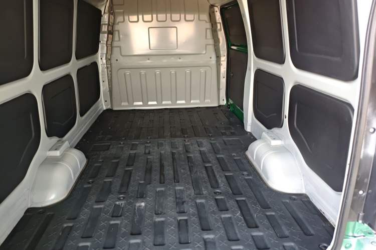 Used BAIC Changhe EV5 2019 210KM range version
