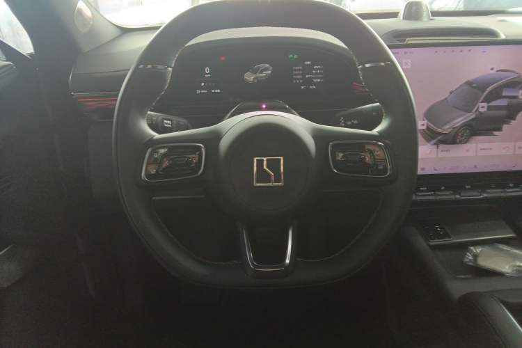 Used Zeekr 7X 2025 100kWh Long-Range All-Wheel Drive Intelligent Driving Version Steering Wheel
