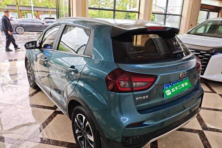 Used Geely Auto Vision X3 2019 Upgraded Model 1.5L Manual Luxury Version Rear Left 45 Deg