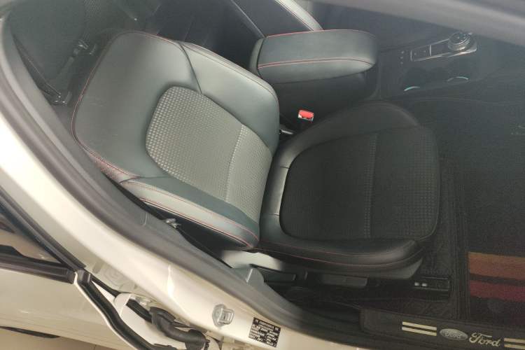 Used Ford Focus 2021 Sedan EcoBoost 180 Automatic ST Line