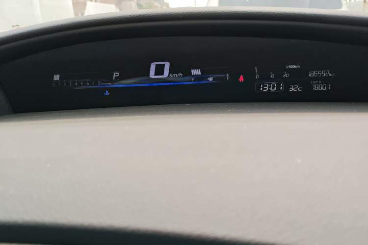 Used Honda Jade 2017 1.8L automatic Comfort version 5 seats Instrument Cluster