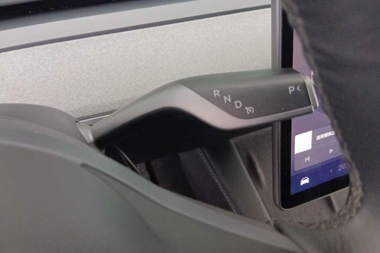 Used Tesla Model Y 2023 Rear-Wheel-Drive Version Gear Lever