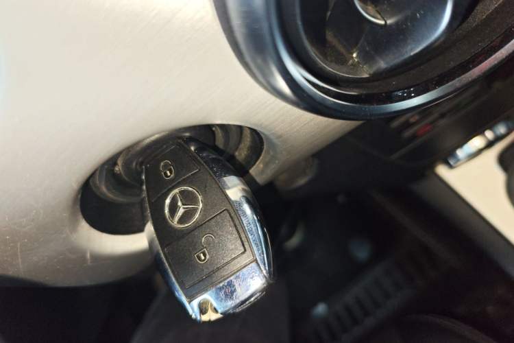 Used Mercedes-Benz GLK-Class 2014 GLK 200 Standard Model