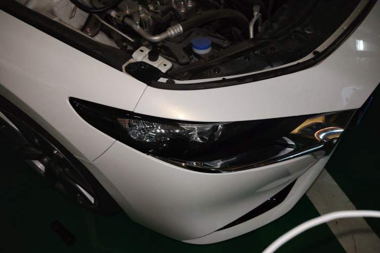 Used Mazda 3 Axela 2021 2.0L Automatic Zhiya Edition Right Front Headlight
