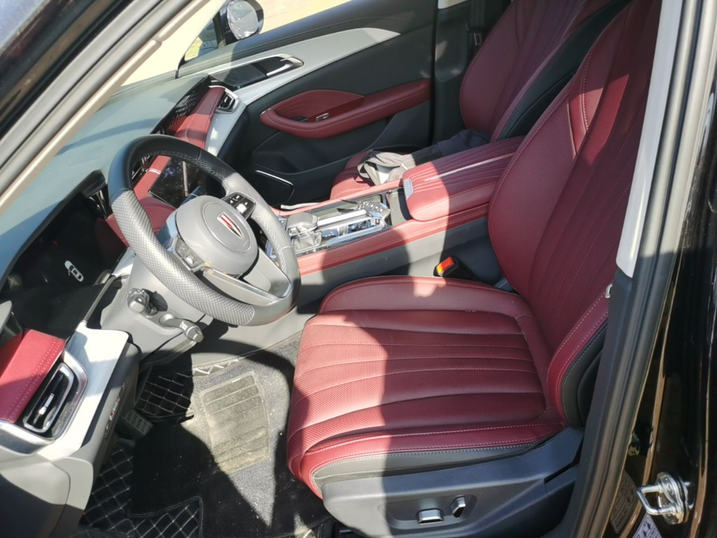 Hongqi H5 PHEV 2025 130 Super Hybrid Version — снимка 17