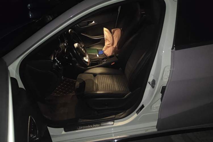 Used Mercedes-Benz A-Class 2016 A 200 Sport model
