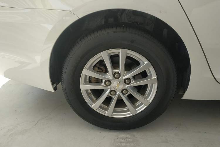 Used Chevrolet Malibu 2018 530T Automatic Fashion Edition Exterior 5