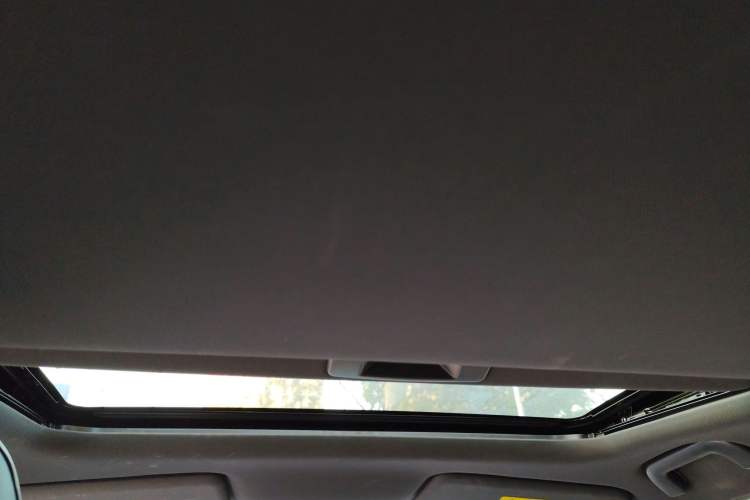 Used GAC Trumpchi EMPOW 2021 270T DCT J15 Version Headliner