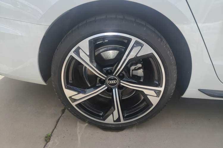 Used Audi A4L 2024 40 TFSI Luxury Dynamic Edition (Starry Night Version)