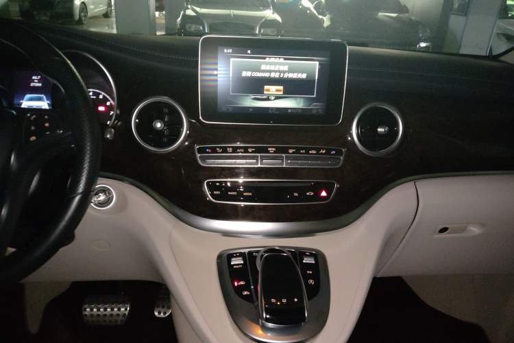 Used Mercedes-Benz V-Class 2016 V 260 L Prestige Extended Edition