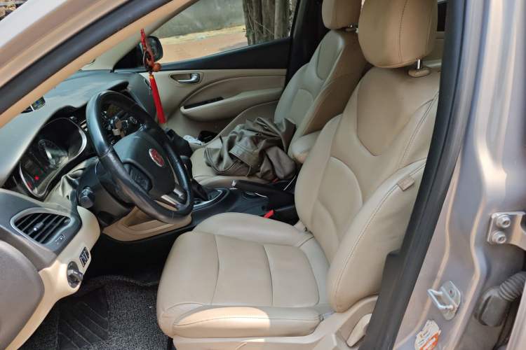 Used Fiat Viaggio 2012 1.4T Automatic Enjoyment Edition
