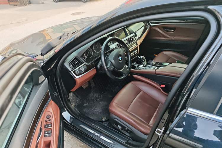 Used BMW 5 Series 2014 528Li xDrive Premium Edition