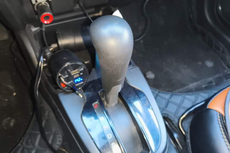 Used Honda Fit 2014 1.5L LX CVT Comfort Model Gear Lever