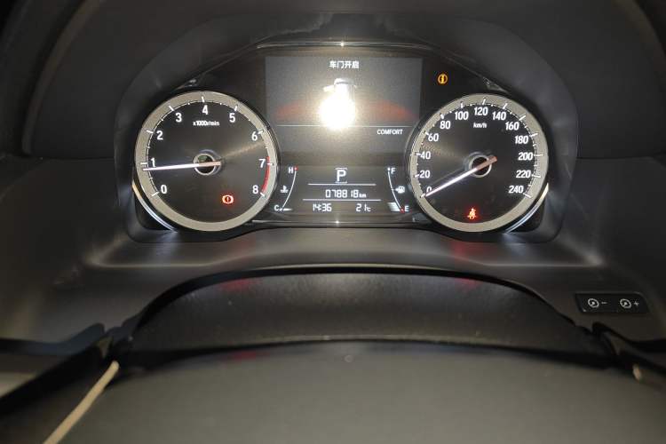 Used Honda UR-V 2017 370TURBO 2WD Prestige Edition China V Odometer Close Up