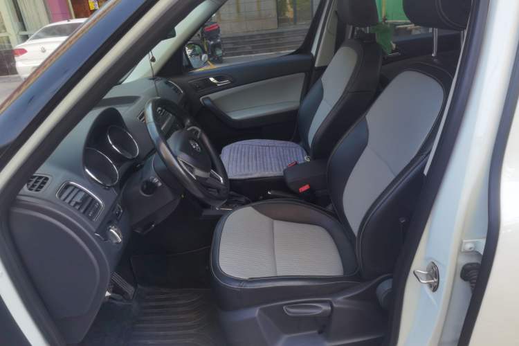 Used Skoda Yeti 2016 1.4TSI DSG Advanced Edition Left Front Seat