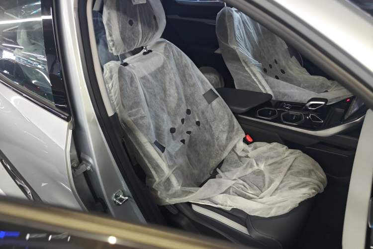 Used Geely Auto FX11 2023 1.5TD DCT Glory Edition
