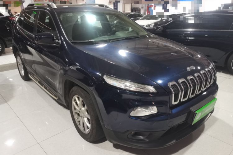 Used Jeep Cherokee 2016 2.4L Leading Edition