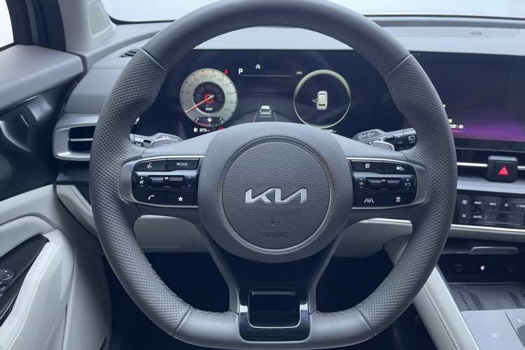 Used Kia Sportage (Chinese Domestic Model) 2025 1.5T Two-Wheel Drive Prestige Edition
