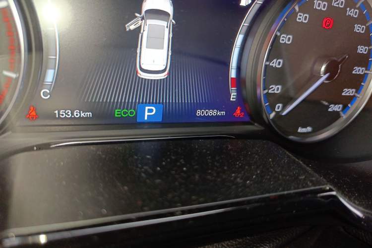 Used GAC Trumpchi GS8 2017 320T Two-Wheel Drive Luxury Smart Connectivity Version (7 Seats)
