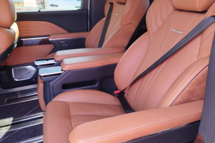 Used Hongqi HQ9 2023 2.0T Smart Connect Flagship Edition
