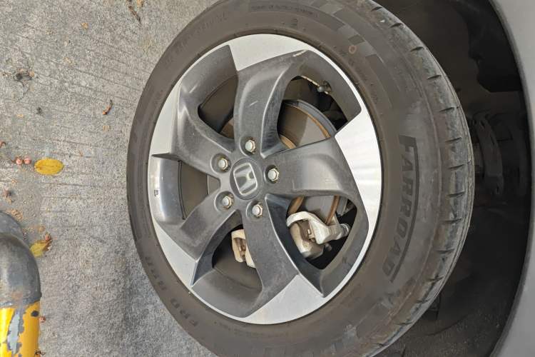 Used Honda Vezel 2016 1.8L CVT Front-Wheel Drive Pioneer Edition