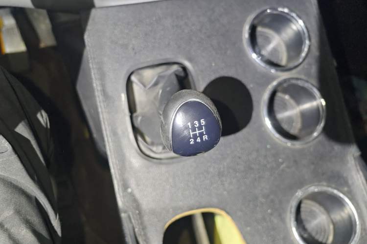 Used JMC Transit 2021 2.8T Space King Taurus Long Wheelbase Mid-Height Rear Single Tire – Step 6-Seater Diesel Euro VI JX493
