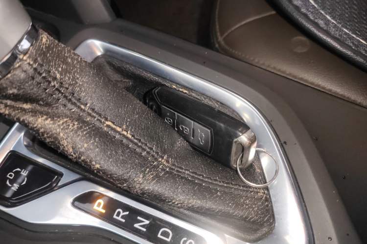 Used GAC Trumpchi GS4 2017 200T G-DCT Two-Wheel Drive Elite Edition
