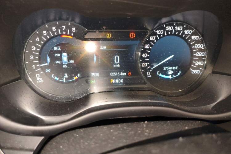 Used Lincoln MKC 2019 2.0T Two-Wheel Drive Luxury Edition China VI Standard Odometer Close Up