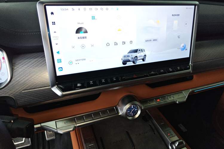 Used Tank 700 New Energy 2024 Hi4-T Extreme Edition Audio And AC Panel