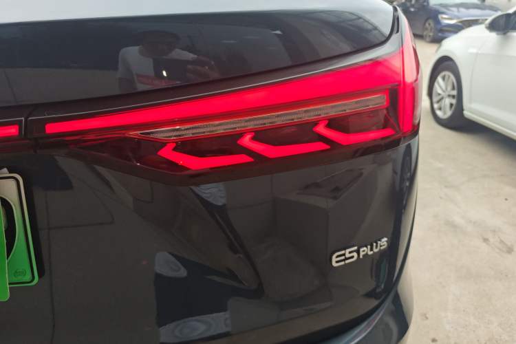 Used Landian E5 PLUS 2025 165 km Long-Range Version PLUS 5-Seater