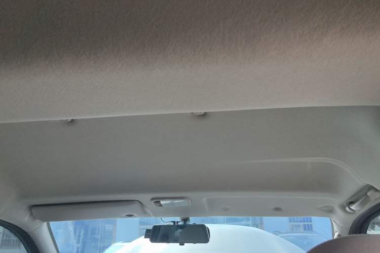 Used FORTHING Lingzhi 2024 M5L 1.5T Manual Base Model 7 Seats
