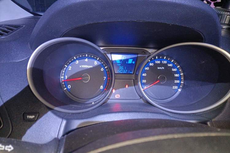 Used Hyundai ix35 2013 2.0L Automatic Two-Wheel Drive Smart GLS China IV Standard
