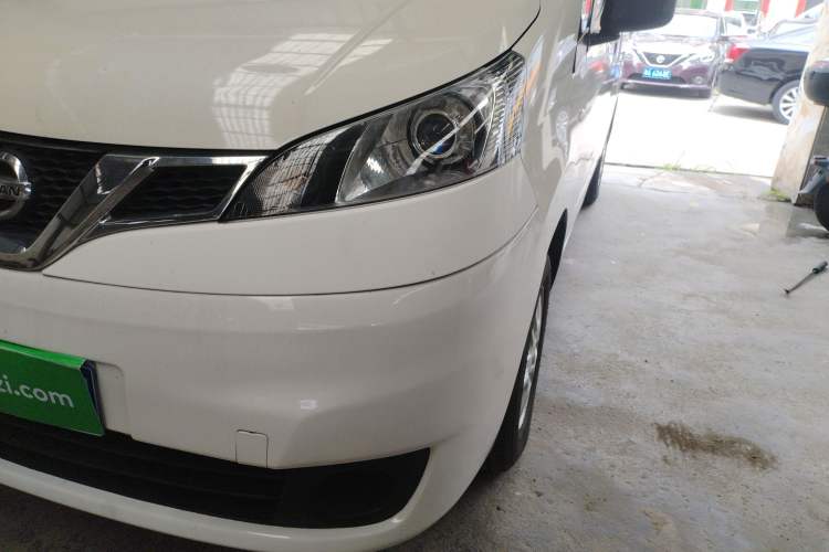 Used Nissan NV200 2014 1.6L CVT Luxury Model China IV Standard