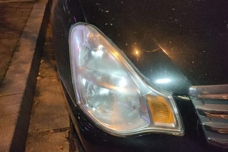 Used Nissan Sylphy 2016 Classic 1.6XE Manual Leading Edition Right Front Headlight