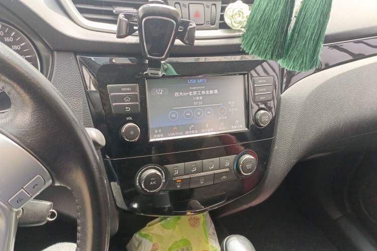 Used Nissan Qashqai 2017 2.0L CVT Smart Enjoyment Version China V Standard